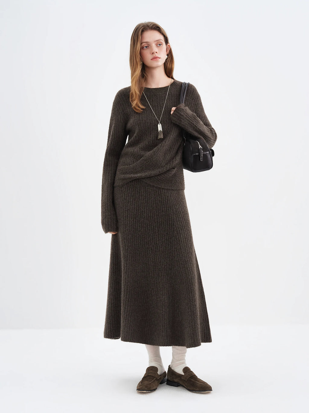 FSLE Fall 2025 Winter New Arrival Elegant Knitwear Twisted Knit Sweater and Skirt Two-Piece Outfit Sweater and Long Skirts Sets