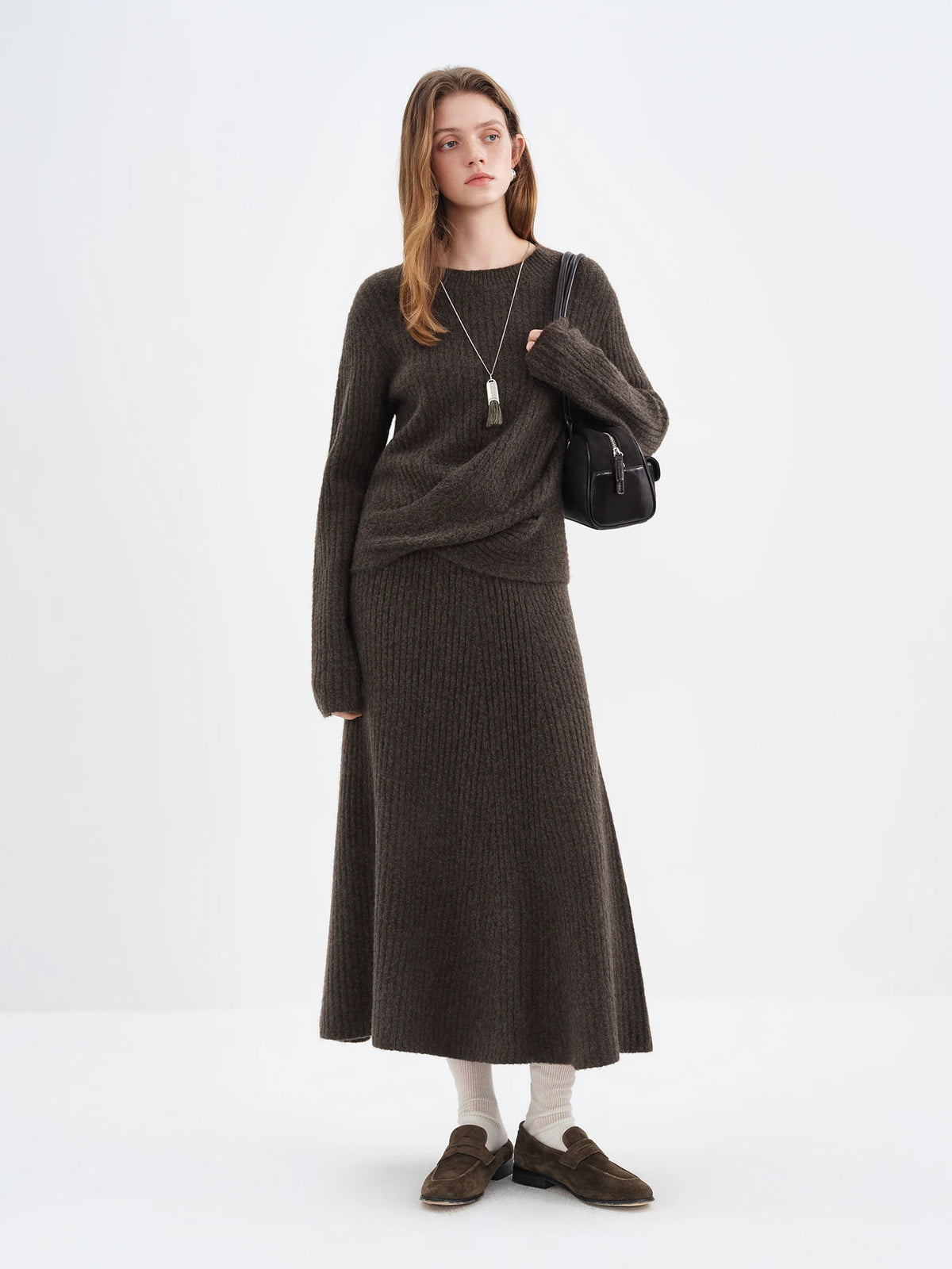 FSLE Fall 2025 Winter New Arrival Elegant Knitwear Twisted Knit Sweater and Skirt Two-Piece Outfit Sweater and Long Skirts Sets