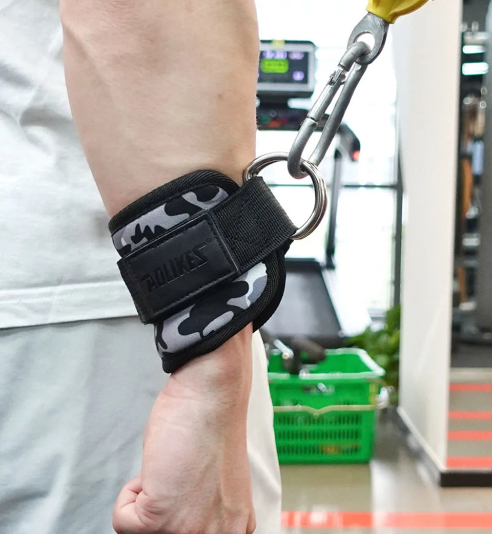 AOLIKES 1PCS Ankle Straps For Cable Machine Kickbacks, Glute Workouts, Lower Body Exercises - Adjustable Leg Straps with Padding