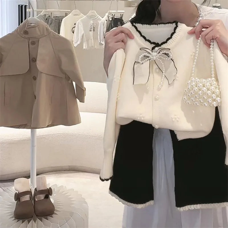 Girls' Autumn Set Spring Korean Baby Children's Sweet Sweater Coat Loose Bellbottom Pants Two Piece Set