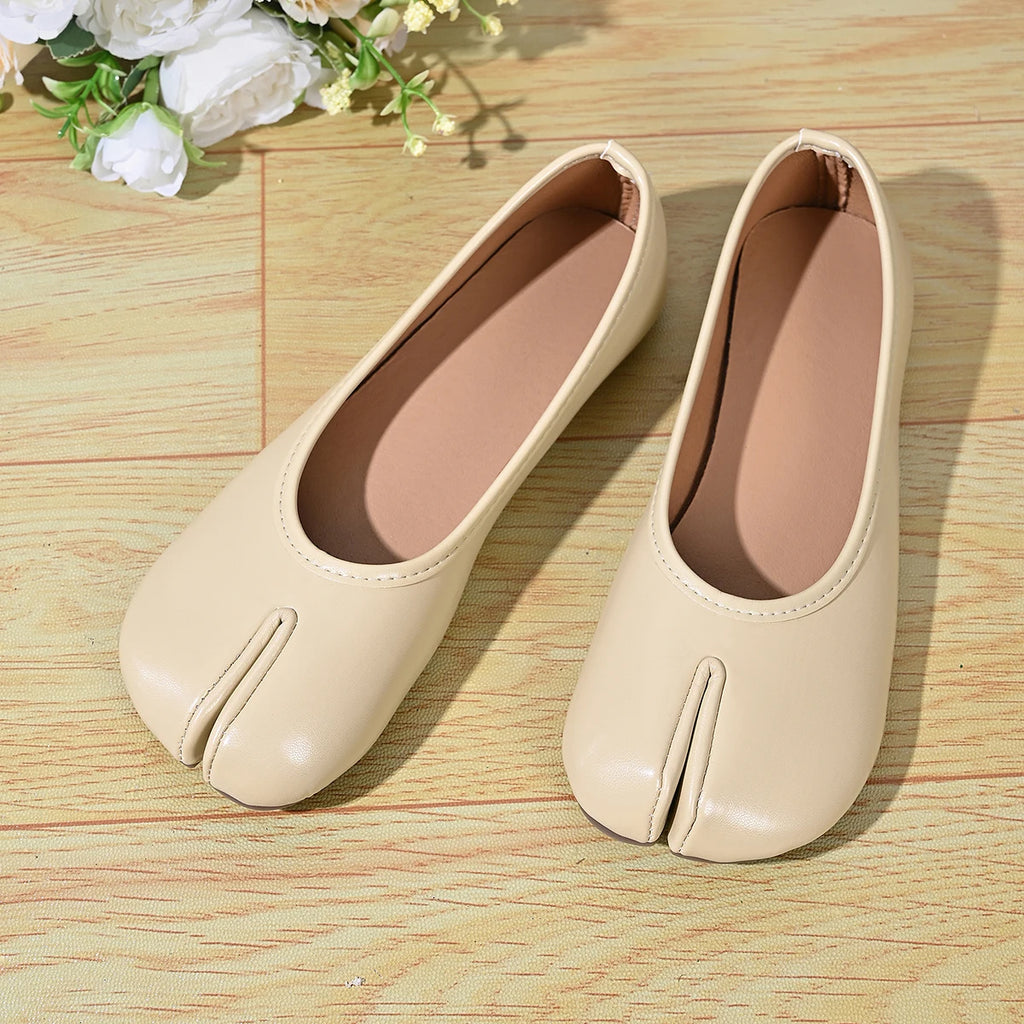 Japanese Style Tabi Ninja Shoes Women Cozy Leather Flats Split Hoof Toe Loafers Femme Mary Jeans Mocasines Ladies Ballerina Shoe