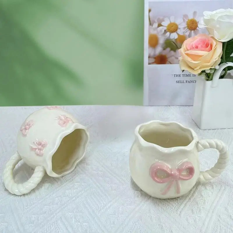 Hand-held bowknot coffee cup, afternoon tea ceramic cup, cute mug