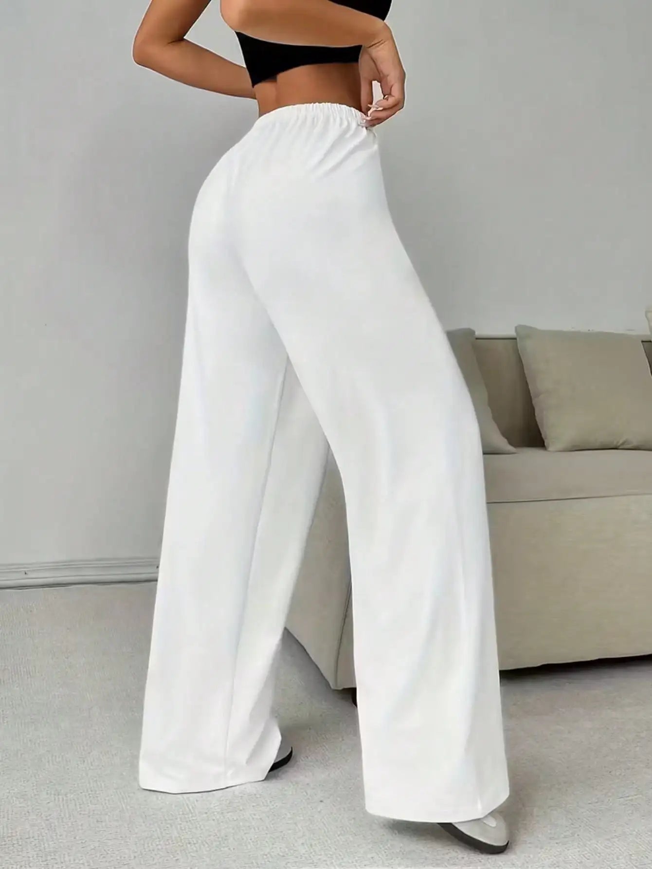 Ladies' casual wide-leg jogging pants, featuring a drawstring elastic waistband, comfortable and loose fit, and a popular style
