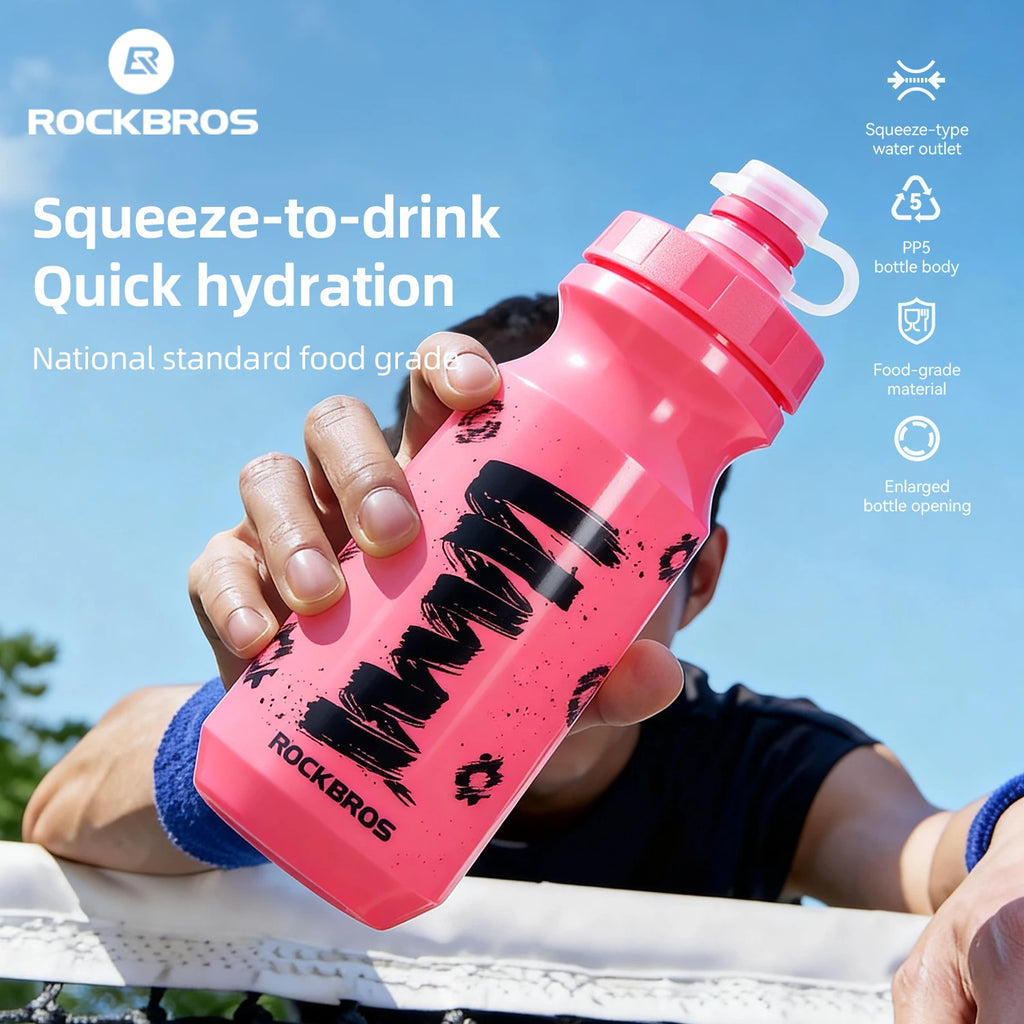 ROCKBROS Cycling Water Bottle 600ml Large Capacity Lightweight Squeeze Type Sports Bottle with Dust Cover Leakproof Water Bottle
