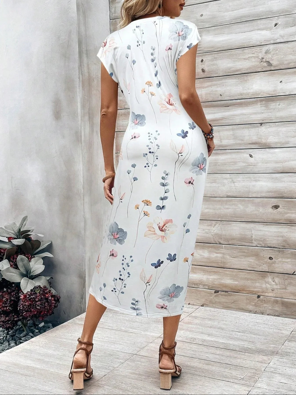 Retro leopard print dress with round neck covered sleeves twisted sides waist cinching, slim fit, hip hugging women's clothing