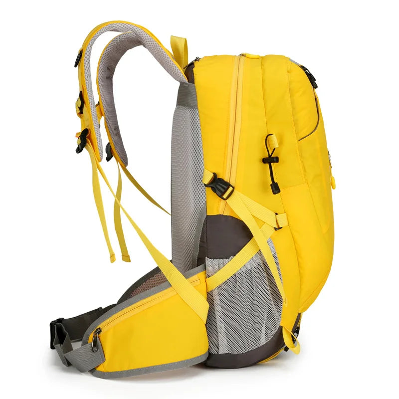 Outdoor Mountaineering Bag Men's Large Capacity Travel Bag Waterproof Hiking Scratch-resistant Wear-resistant Sports Backpack