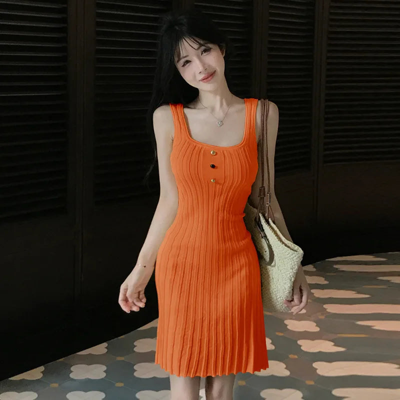 2026 Summer New Women's Square Neck High Waist Suspender Dress, Fashionable Casual Vacation Style, Waist Pockets, A-line Skirt