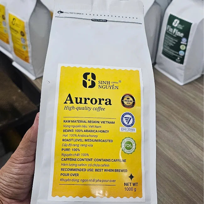 Cau Dat Hand-Picked Medium Roast Arabica Coffee Smooth Fruity Notes Honey Process Premium Packaged in Bag