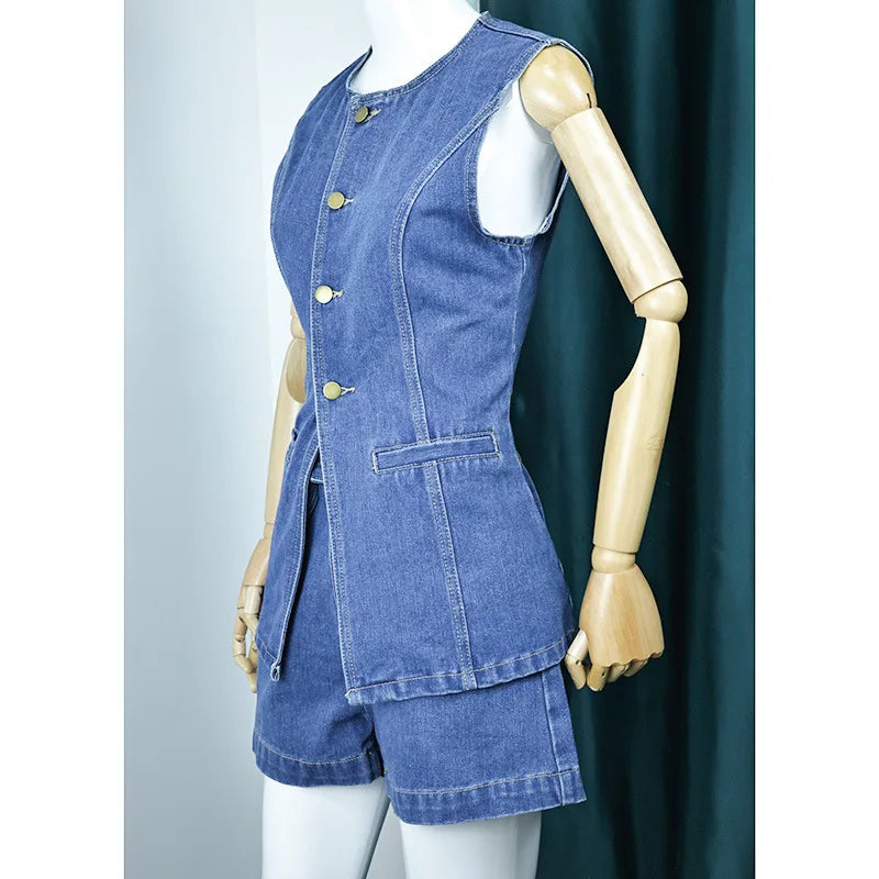 2026 Denim Shorts Suit Women Streetwear Outfits Distressed Top Sleeveless Round Collar Single Breasted Short Pants 2 Piece Sets
