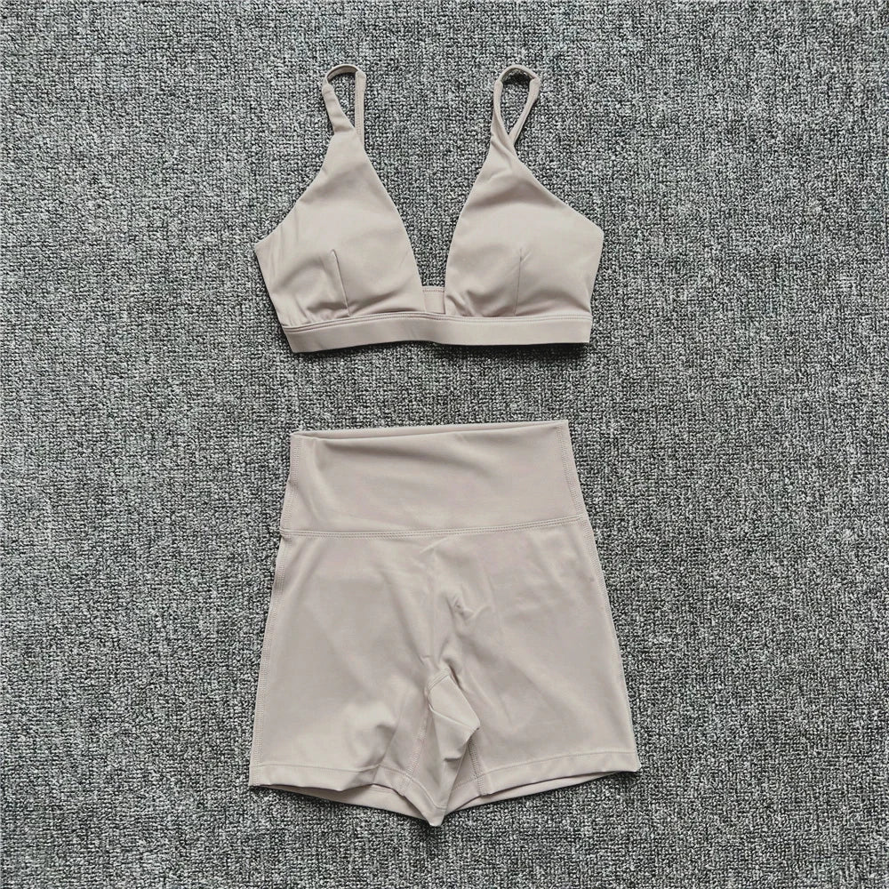 2PCS Nude Deep VNeck Sport Bra Women Yoga Sets Workout Gym Scrunch High Waist Fitness Push Up Shorts Running Avtive Suit XP187
