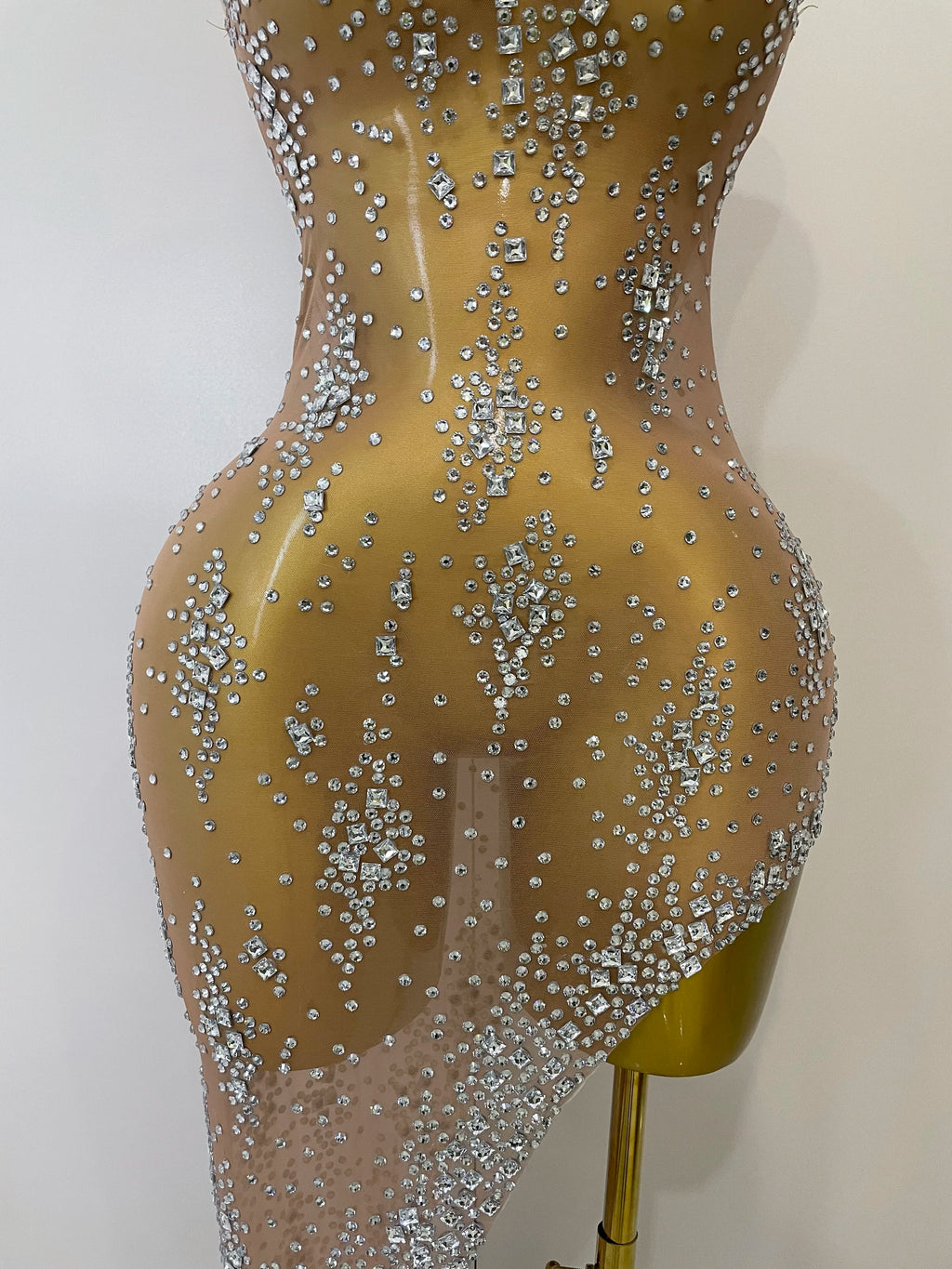 2025 New Sparkly Rhinestone V Neck Stretch Mesh Sexy See Through Dress Women Elegant Party Celebrate Perform Costume Stage Outfi