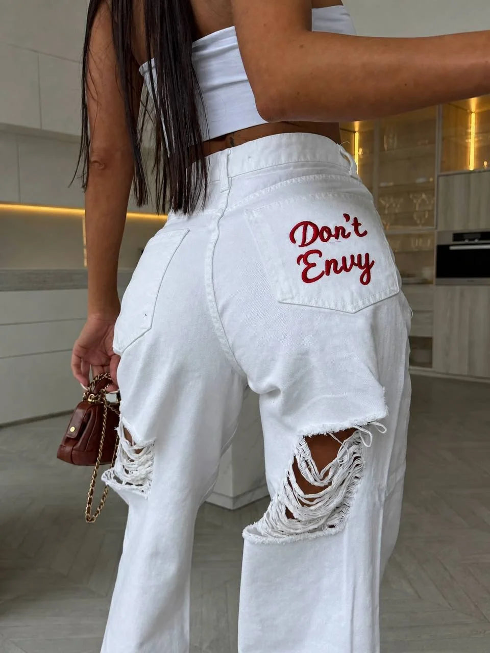 Women Embroidered Ripped Baggy Jeans Y2k Low Rise Straight Jeans Classic Regular Fit Denim Pants Casual Wide Leg Jeans Clothes