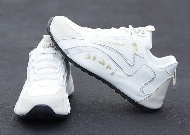 2026 New Leather Men Shoes Breathable Solid Color Shoes Trendy Anti Slip Shoes Waterproof Travel Casual Sneakers Zapatos