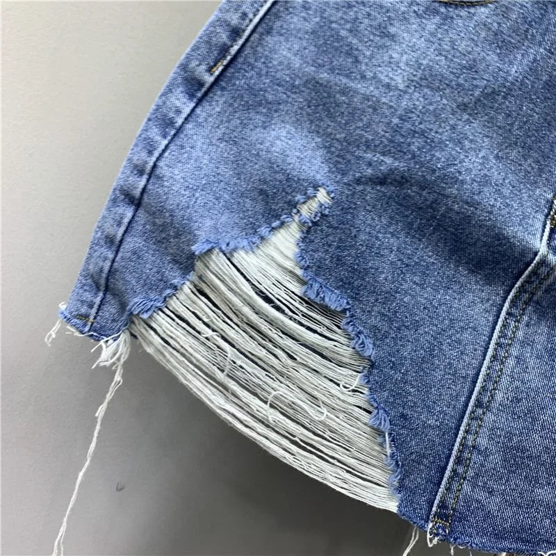 High Ripped Mini Denim Skirt Irregular Raw Fringe Hem Classic Front Pocket Design for Street and Daily Looks