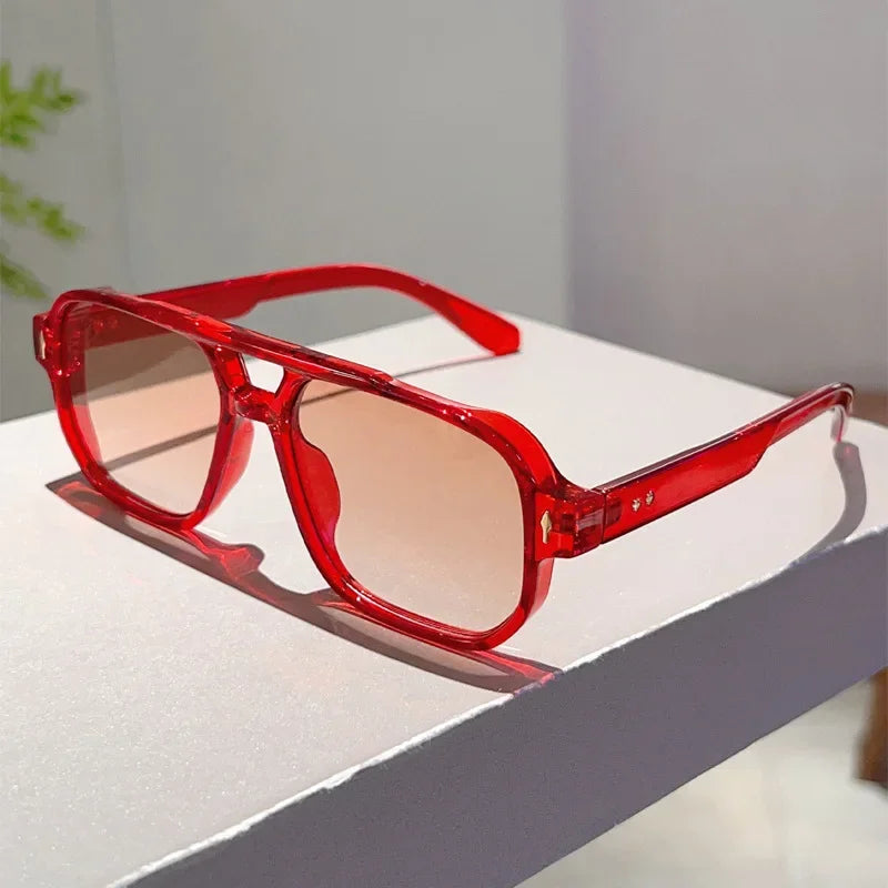 New HD Ultra Light Small Arrowhead Fashion Sunglasses UV400 Retro UV Protection Driving Street Shooting Riding Shades Eyeglasses