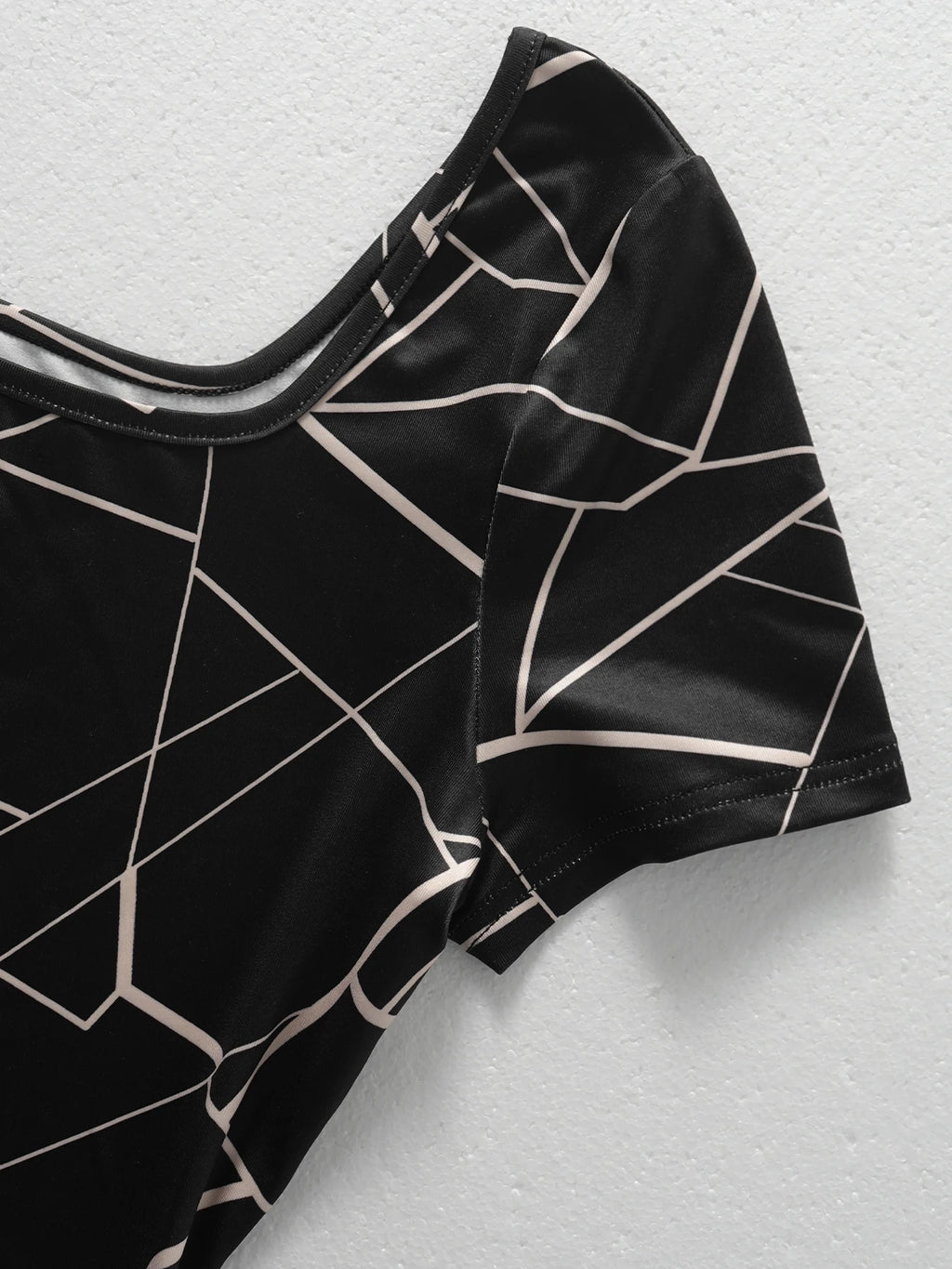 Women Dress Square Neck Short Sleeve Geometric Print Bodycon Mini Dress Sleek Spring Summer Chic Party Club Night Out Flattering