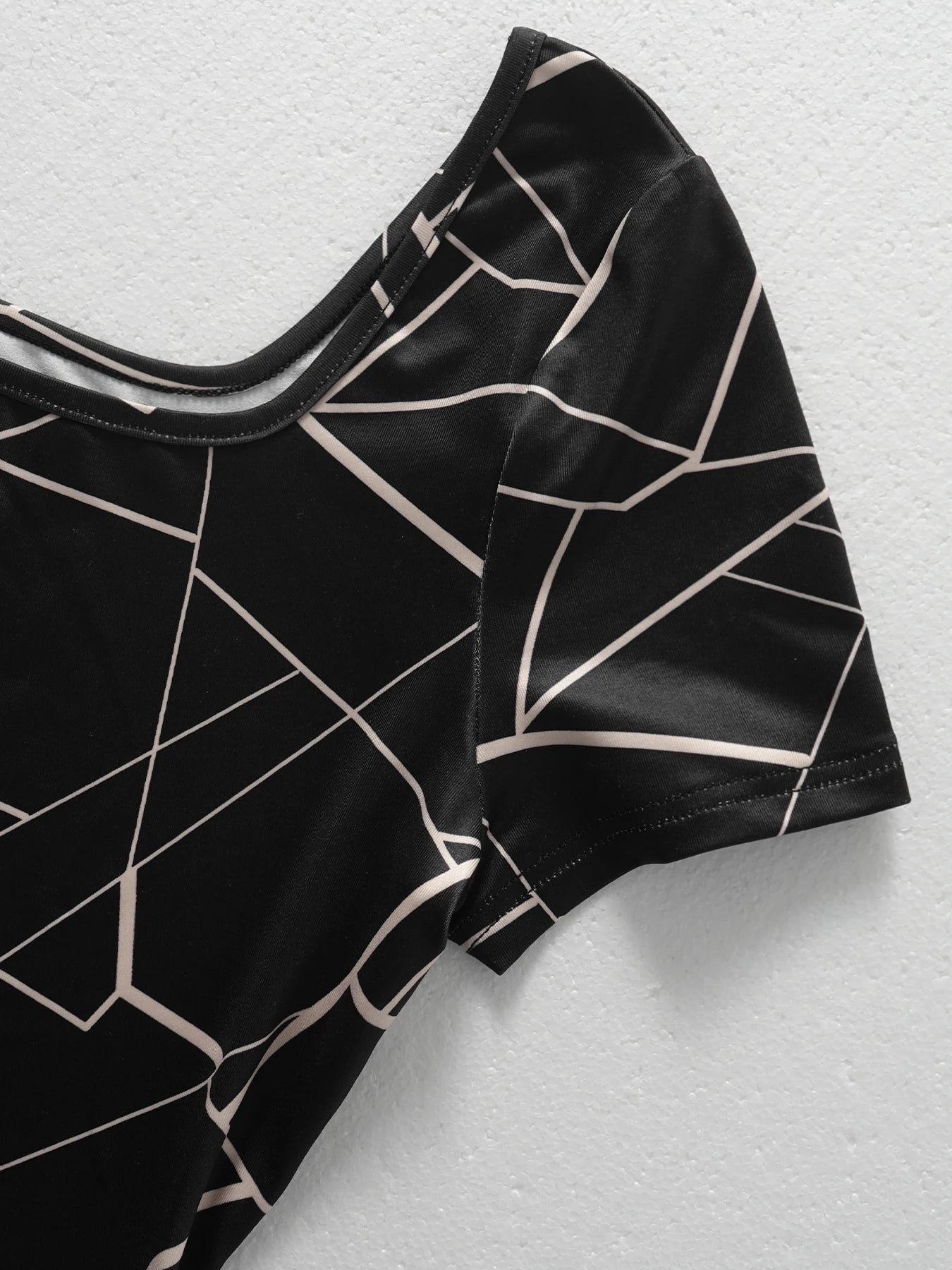 Women Dress Square Neck Short Sleeve Geometric Print Bodycon Mini Dress Sleek Spring Summer Chic Party Club Night Out Flattering