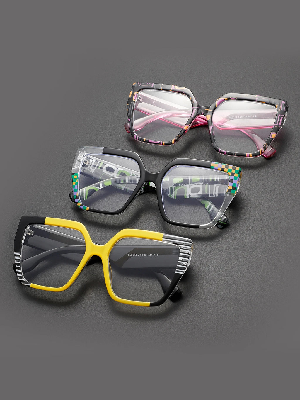 Classic Striped Personality Cat-Eye Square Frame for Women, Textured Anti-Blue Light Glasses Frame, Women's Bohemian Style Commuter and Street Style Decorative Glasses, Suitable for Office, Computer, and Gaming Use