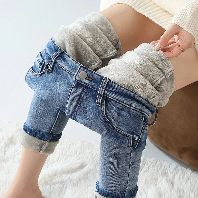 Women Thermal Jeans Winter Snow Warm Thickened Fleece Stretch Skinny Pencil Pants Fashion Korean Slim Fit Velvet Plush Pants