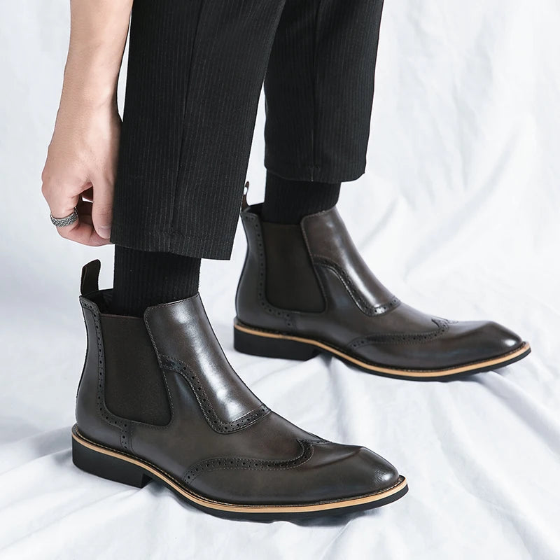 Genuine Leather Shoes Chelsea Boots for Women Retro Carved Boots Round Toe Ankle Boots British Style Women Shoes Winter/Autumn