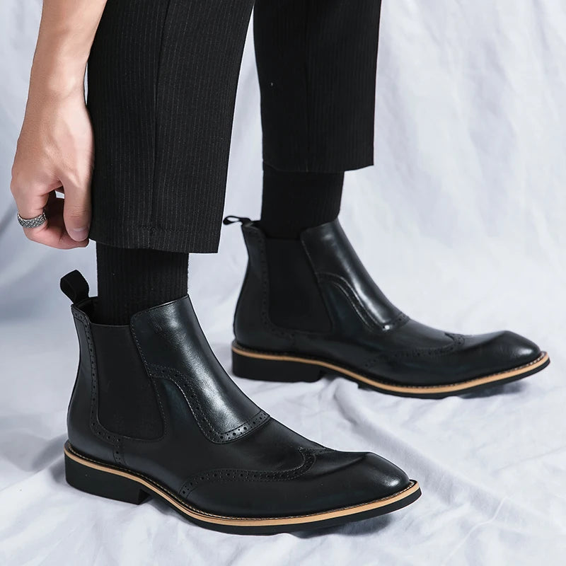 Genuine Leather Shoes Chelsea Boots for Women Retro Carved Boots Round Toe Ankle Boots British Style Women Shoes Winter/Autumn