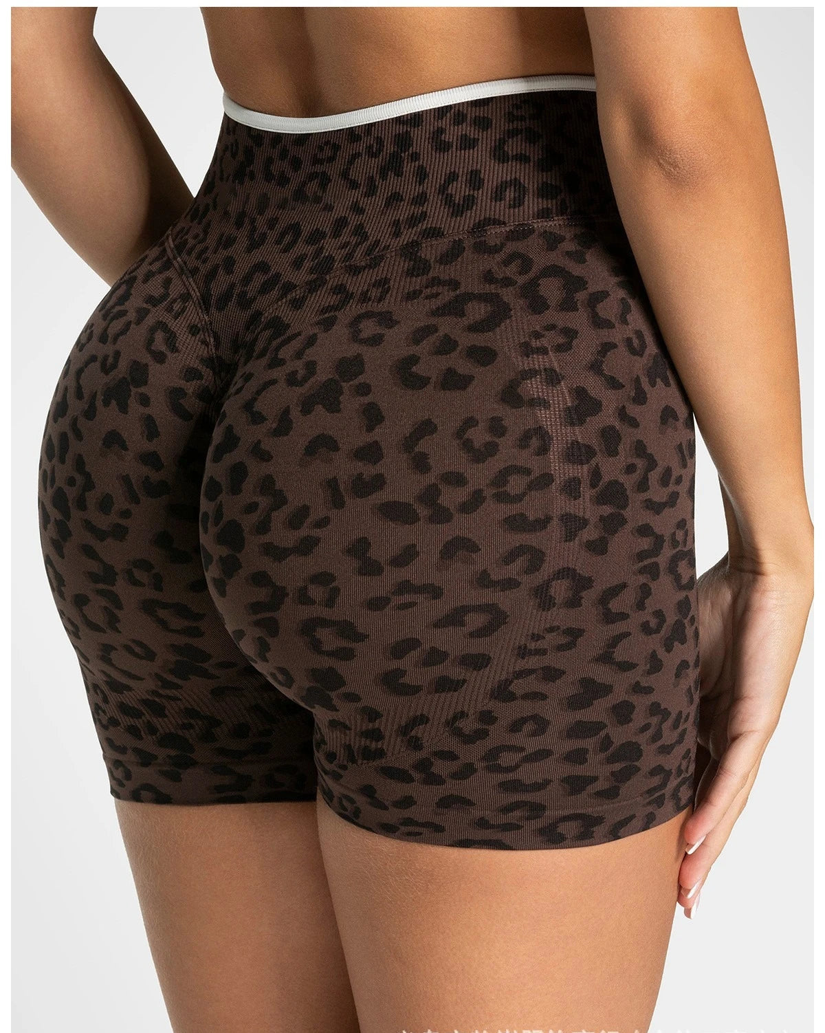 Custom LOGO women's hot-selling in high waist belly leopard print  colors seamless yoga hip lift tight running sports shorts