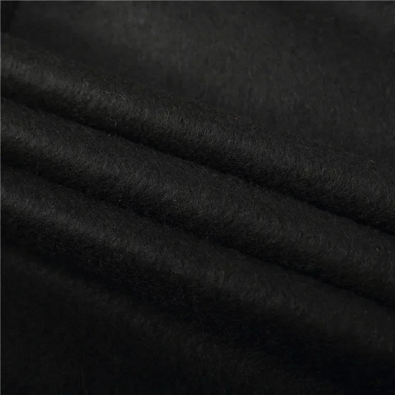Autumn and winter two-piece sportswear, men and women's casual sportswear, with fashionable hoodie.