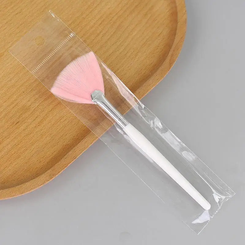 Fan-Shaped Makeup Brush Facial Mask Brush Soft Applicator Brushes Facial Beauty Tool DIY Tool