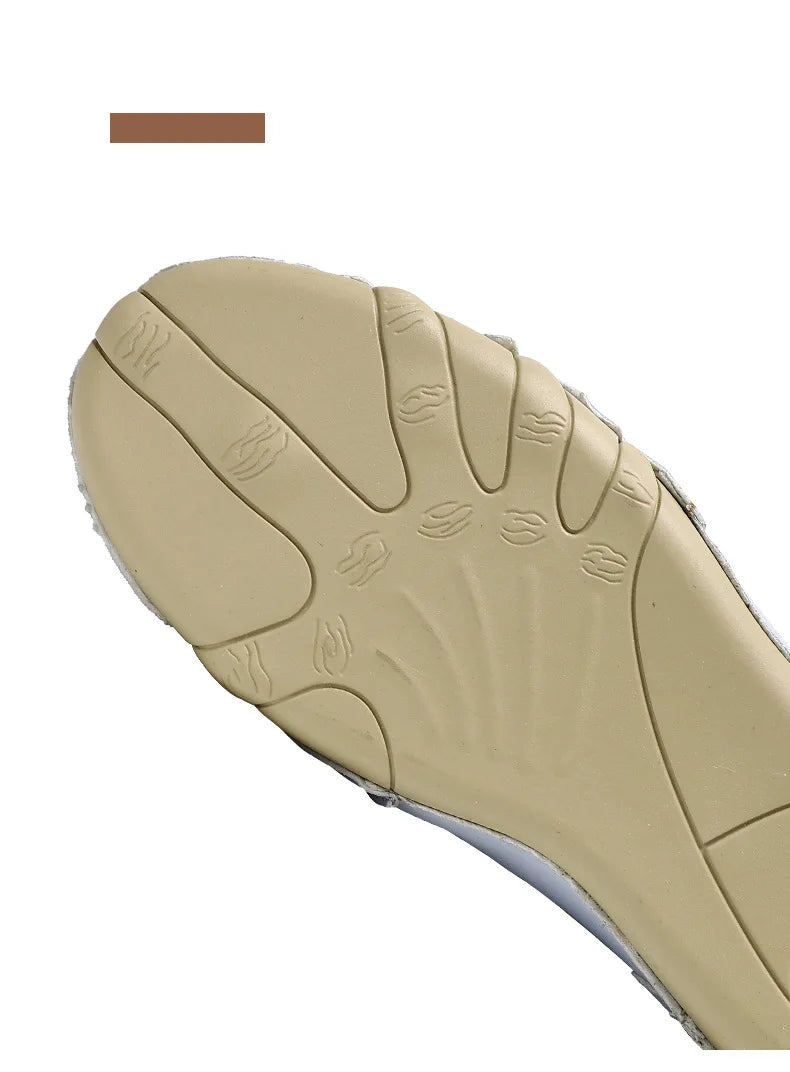 Men Leather Casual Shoes Luxury Low Top Sneakers Comfortable Mens Shoes Big Size Designer Loafers Moccasin Shoe Man 2026 New