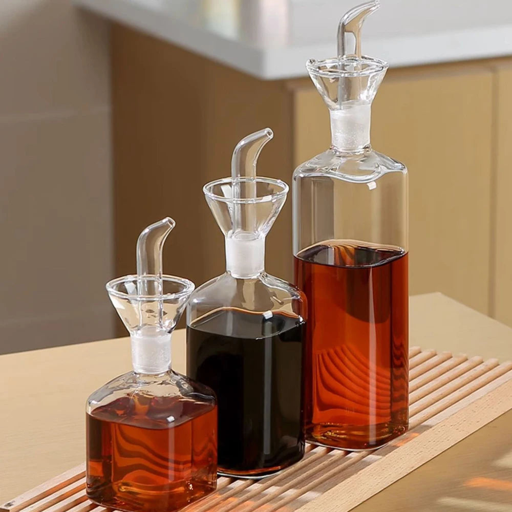 Olive Oil Dispenser Bottle Borosilicate Glass - Non Drip Oil Dispenser for Kitchen, Leak Proof Vinegar Drizzler Cruet Easy Clean