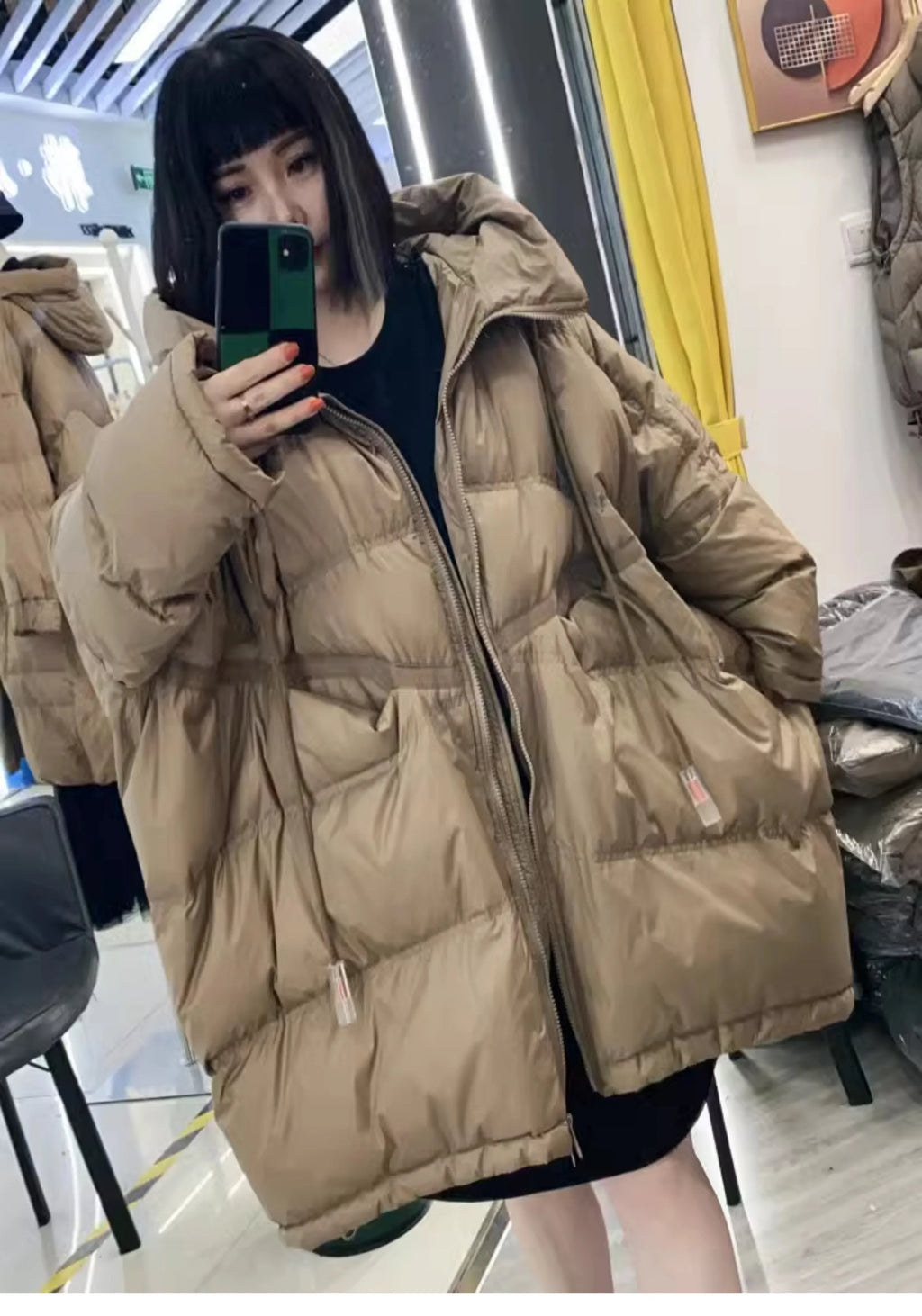 2025 New Winter Women 90% White Duck Down Jacket Casual Loose Over Size Warm Parka Female Drawstring Hooded Puffer Coat