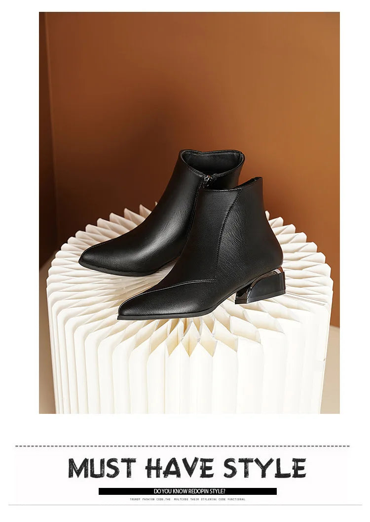 Autumn and Winter 2024 Women Boots British Style Fashion Boots for Women New Thick Heeled Oversized Fashion Short Boots