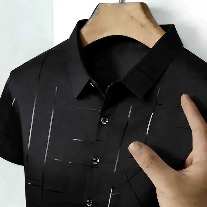 2026 New Men's Silky Short Sleeve Shirt Wrinkle-Resistant Short Sleeve Casual Office Daily Wear