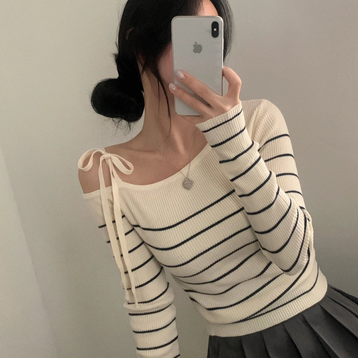 2026 New Women's Elegant Off-Shoulder Sweater T-Shirt Black White Striped with Adjustable Lace-Up Fall Winter Casual Chic Top