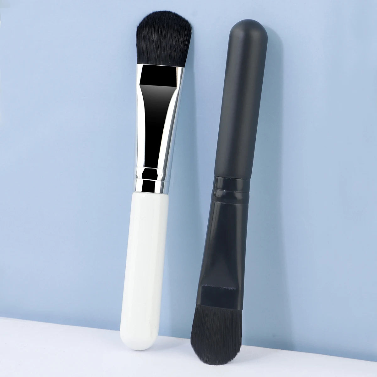 Face Mask Brush Flat Soft Hair Facial Cleansing Skin Care Blender Foundation Applicator Concealer Brush Beauty Makeup Tool