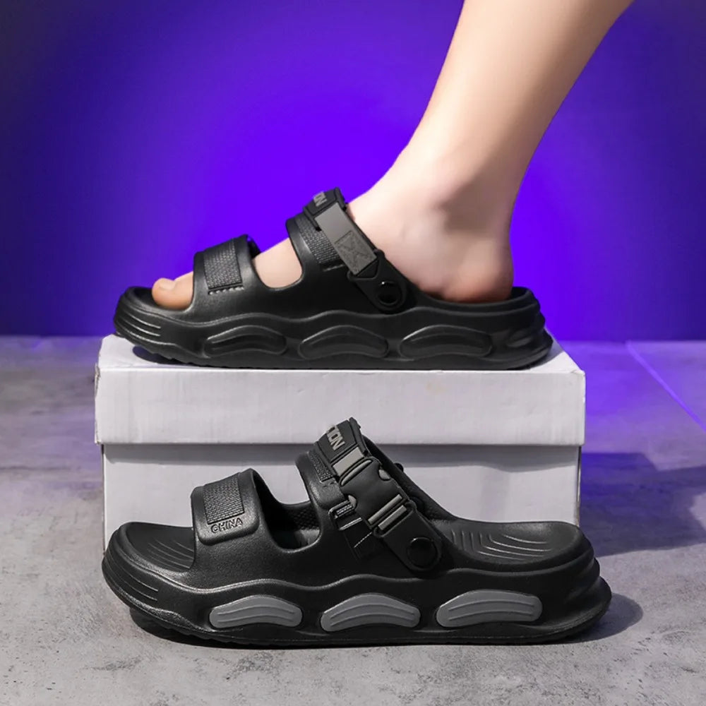 New lightweight and soft cloud like men's sandals and slippers for summer outings, durable and thick soled, anti slip