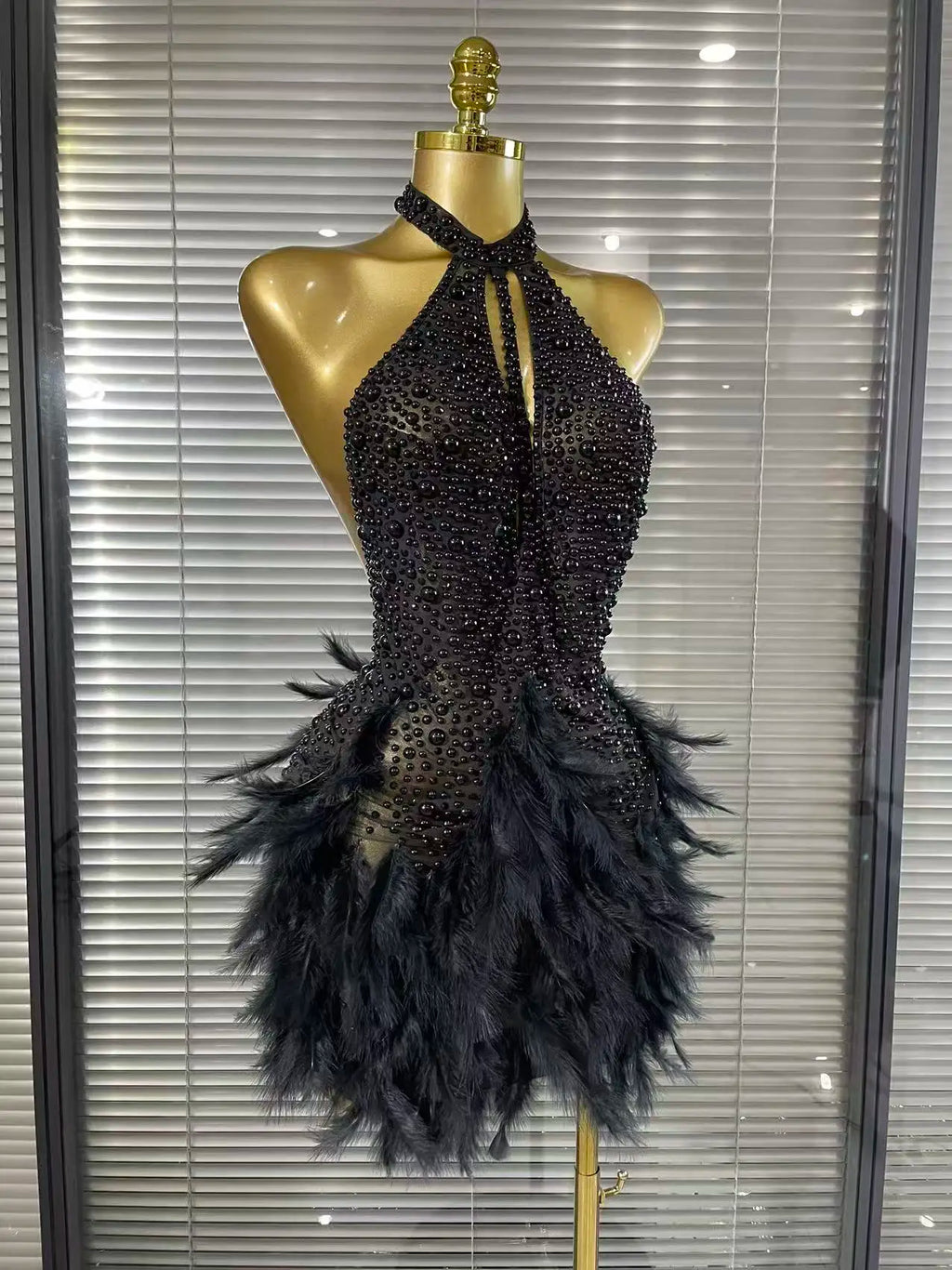 Shining Beading Women Sexy Halter Backless Feathers Bodycon Mini Dress Nightclub Party Celebrate Birthday Photoshoot Outfit