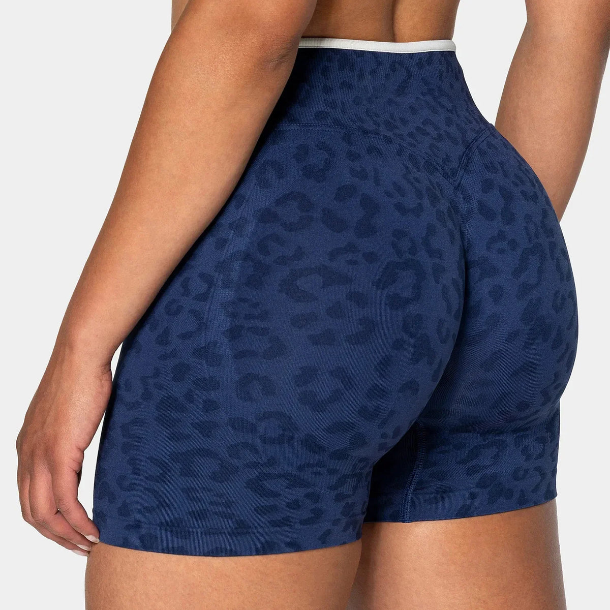Scrunch Seamless Tights Leopard Seamless Yoga Pants Squat Proof High Elasticity Fitness Shorts Running Workout Legging XP269