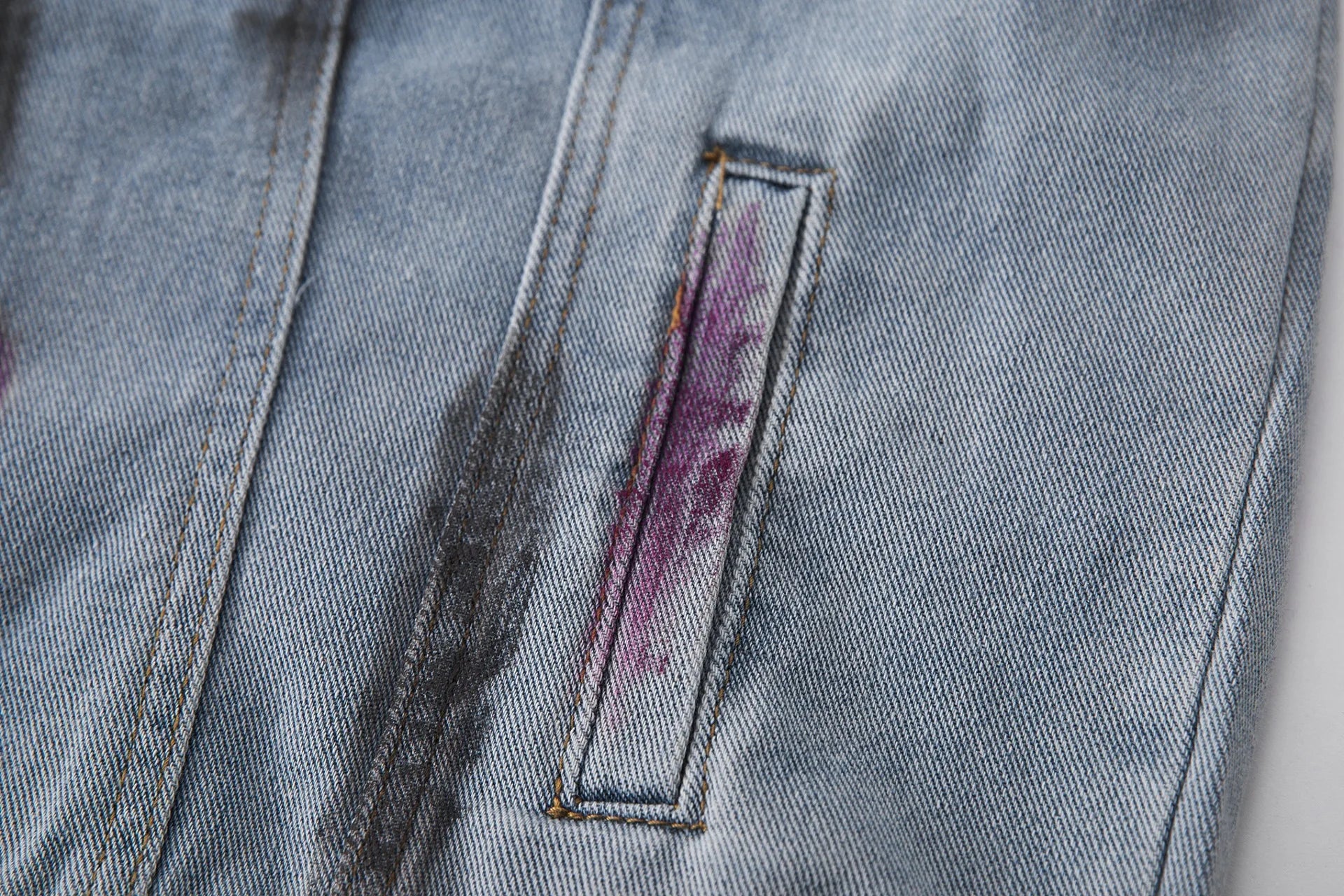 2026 Spring and Autumn American Retro Washed and Dyeed Hole Denim Jacket Men's Design Sense