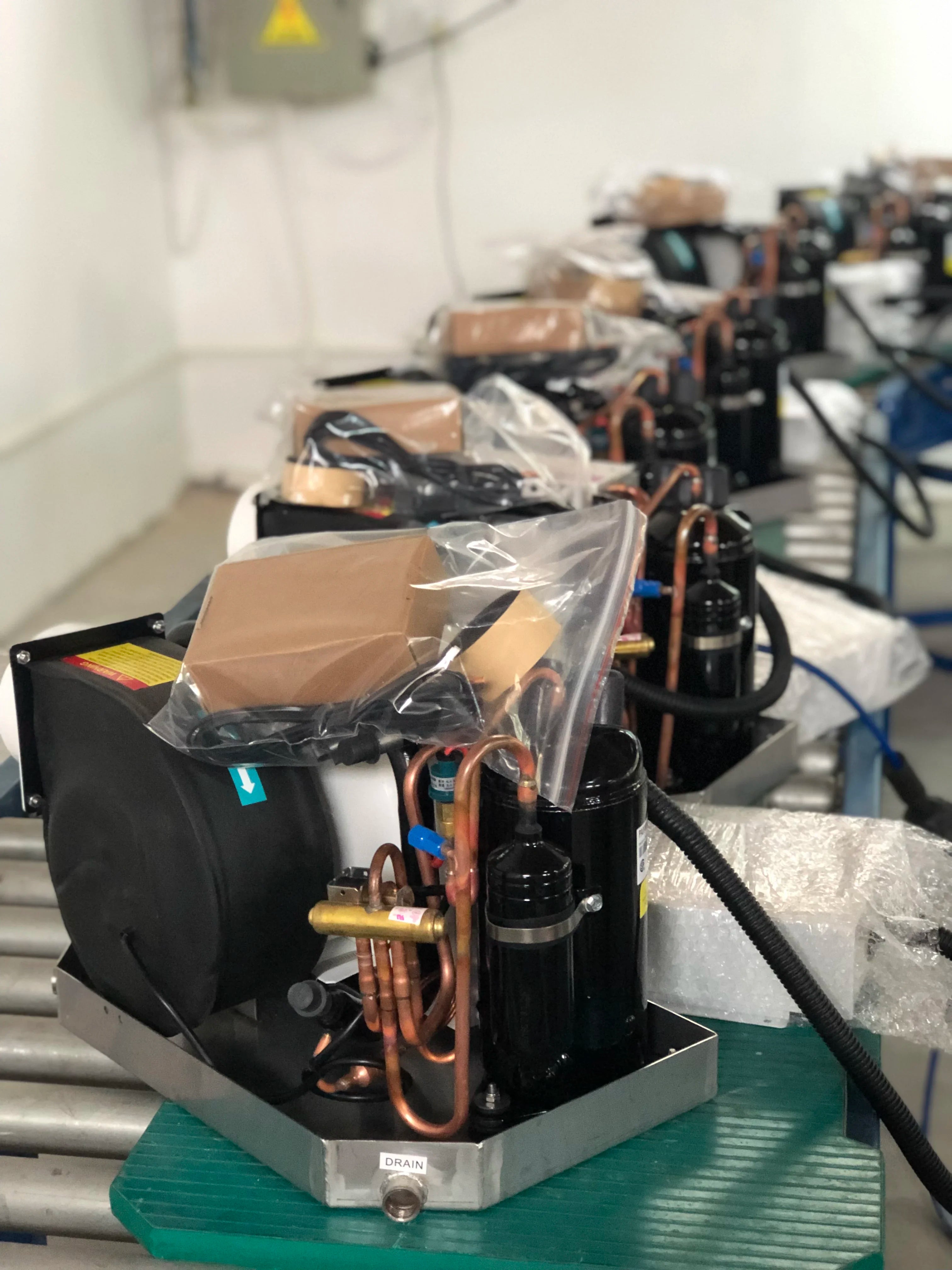 HOPEWELL Compact Design Sea Water Cooled Self Contained Marine Boat Air Conditioner 12000 Btu Vessel Yacht AC Units