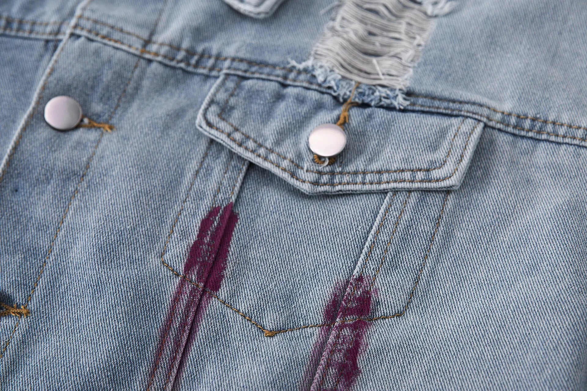 2026 Spring and Autumn American Retro Washed and Dyeed Hole Denim Jacket Men's Design Sense