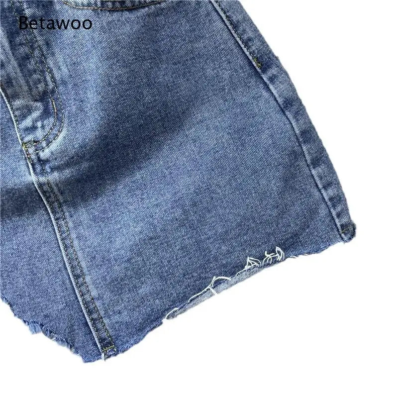 High Ripped Mini Denim Skirt Irregular Raw Fringe Hem Classic Front Pocket Design for Street and Daily Looks