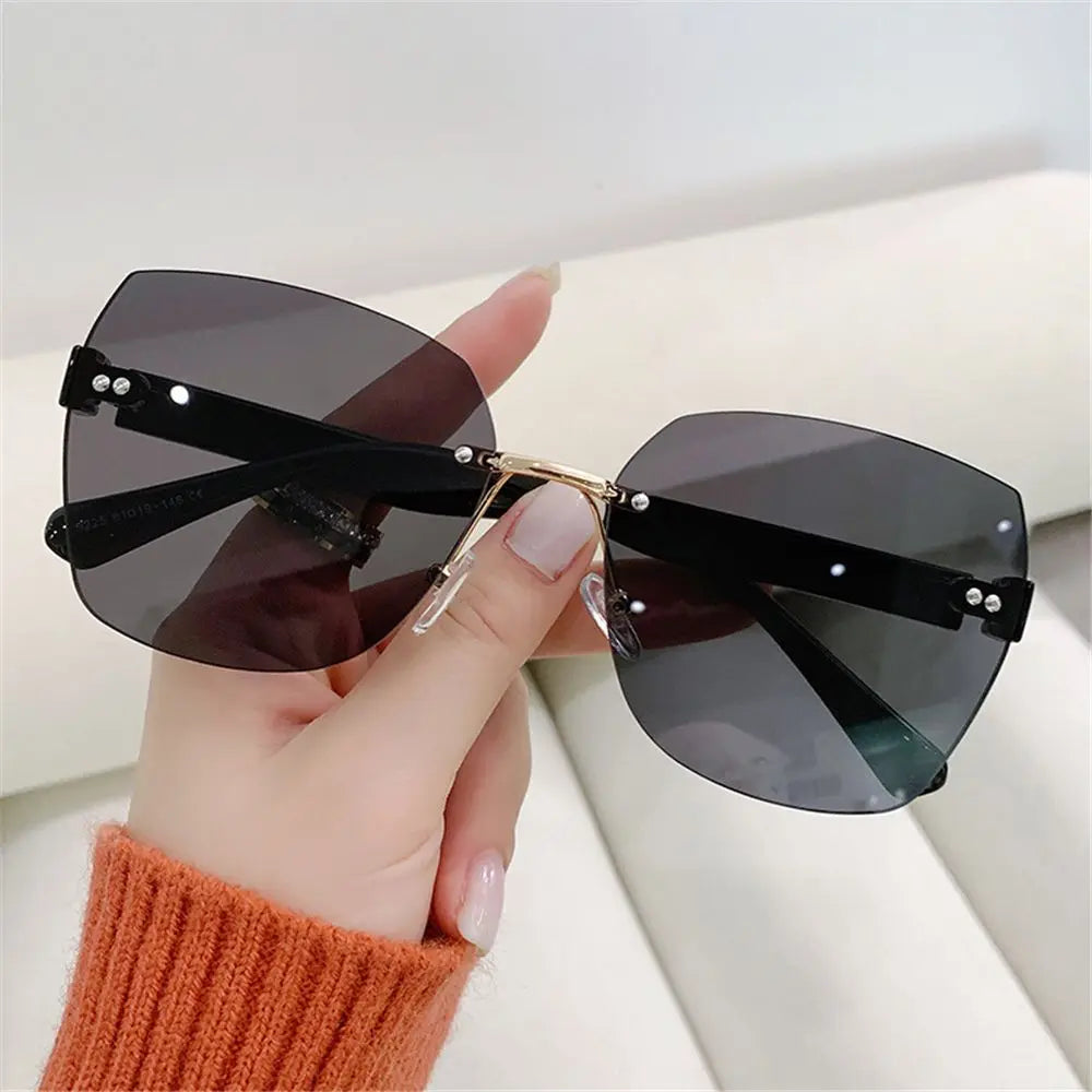 Vintage Rimless Sunglasses 2024 Women Gradient Sunglasses  Summer Shades Fashion UV400  Frameless Sun Glasses Ladies Eyeglasses