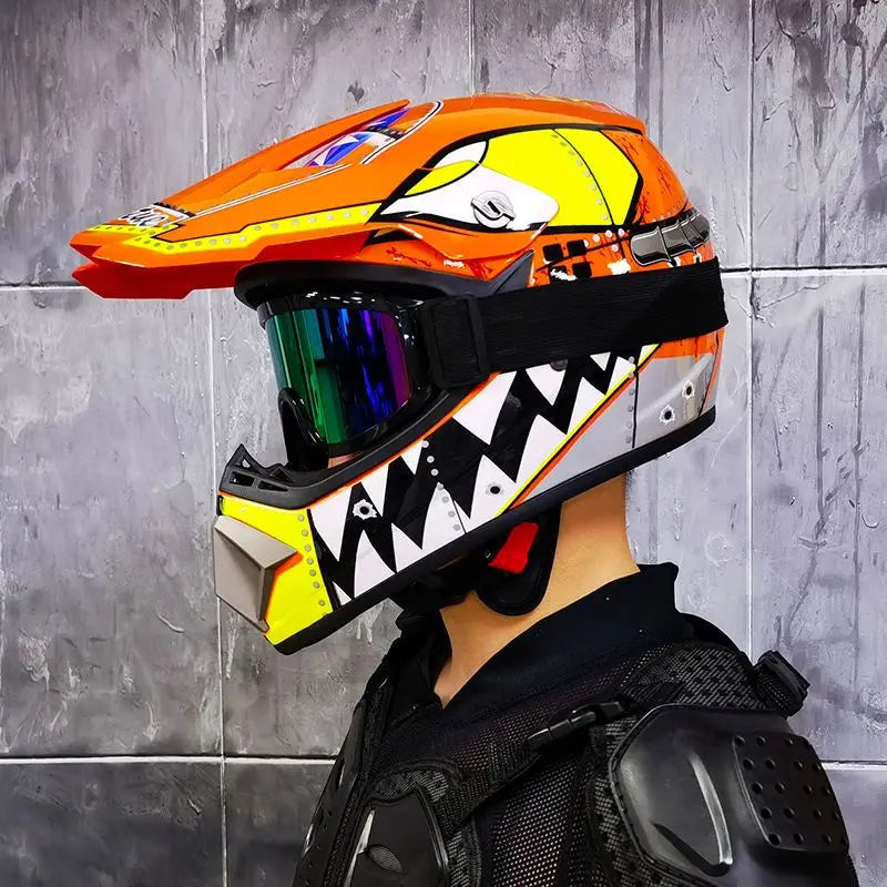 ORZ-905-Mountain bike off-road helmet, four season electric bike helmet, men's rally helmet, mountain speed reduction
