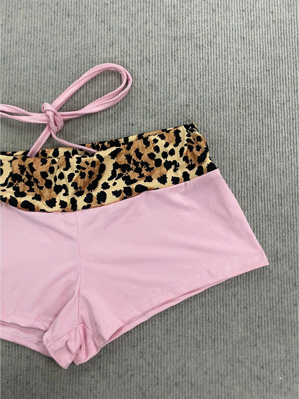 American Retro Sweet Spicy Leopard Print Patchwork Sexy Bikini Set Fashion Lace Up Hip Hugging Shorts Beach Women Two-piece Sets