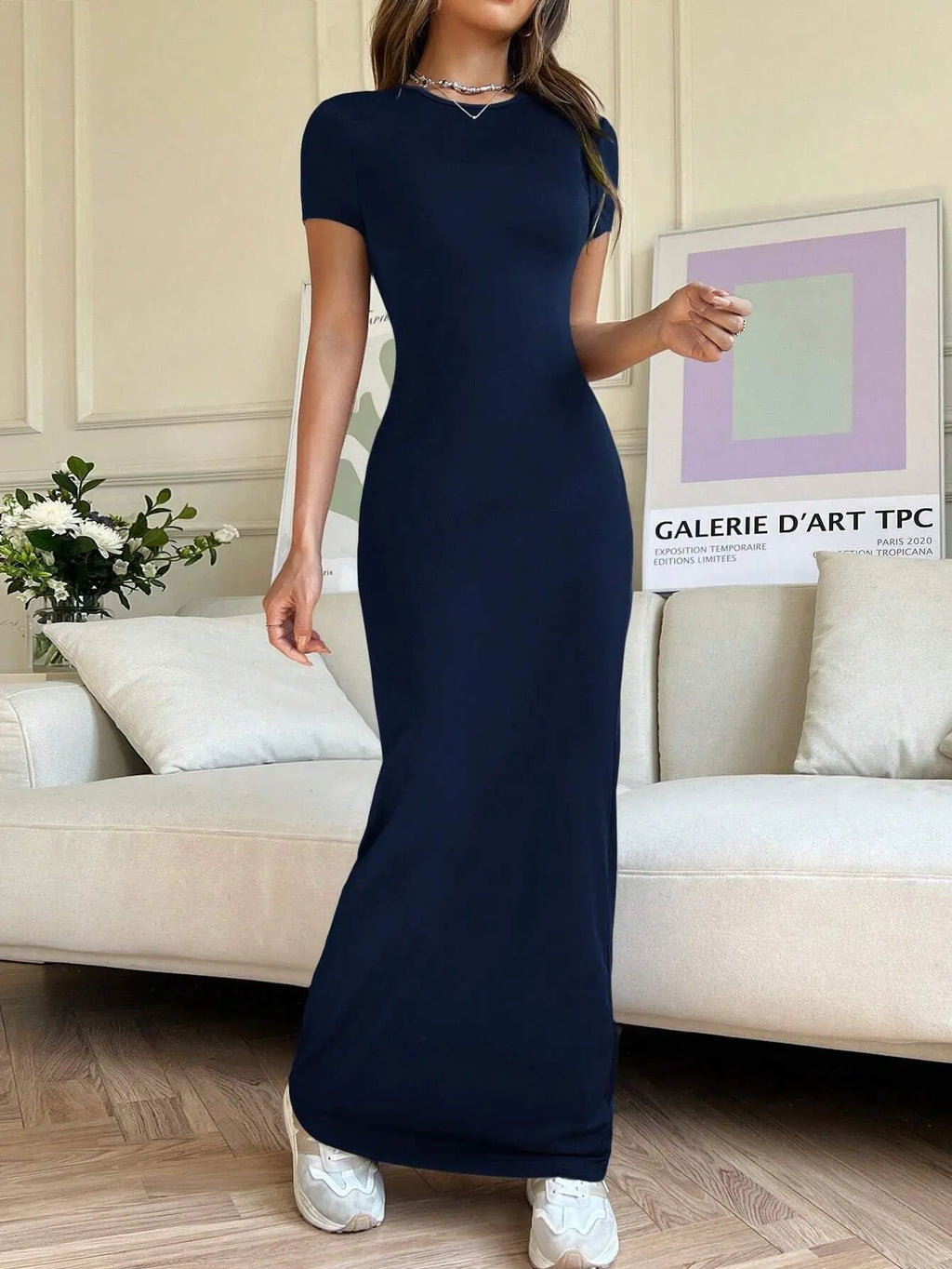 Short-sleeved Solid Color Slim Sexy Waisted Spring And Summer Temperament Dress Women's Round Neck Elegant Long Dress For Dinner
