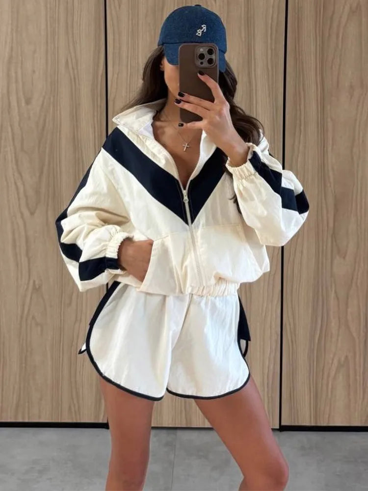 Fashion Contrast 2 Piece Short Set Women's Stand Collar Zip Lightweight Jacket Loose Mini Shorts 2026 New Lady Casual Outfit