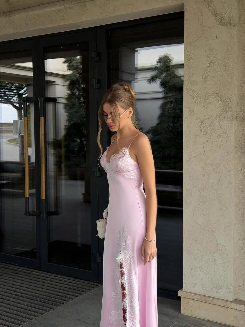 Women's Pink Satin Lace Patchwork Split Dress Sexy V-neck Sleeveless Backless Slim Maxi Gowns 2026 Female Evening Party Vestidos