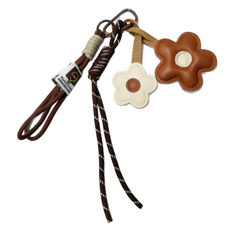 PU Leather Sunflower Keychain Cartoon Five Petal Flower Car Keyring Fashion Bag Pendant Contrasting Accessory