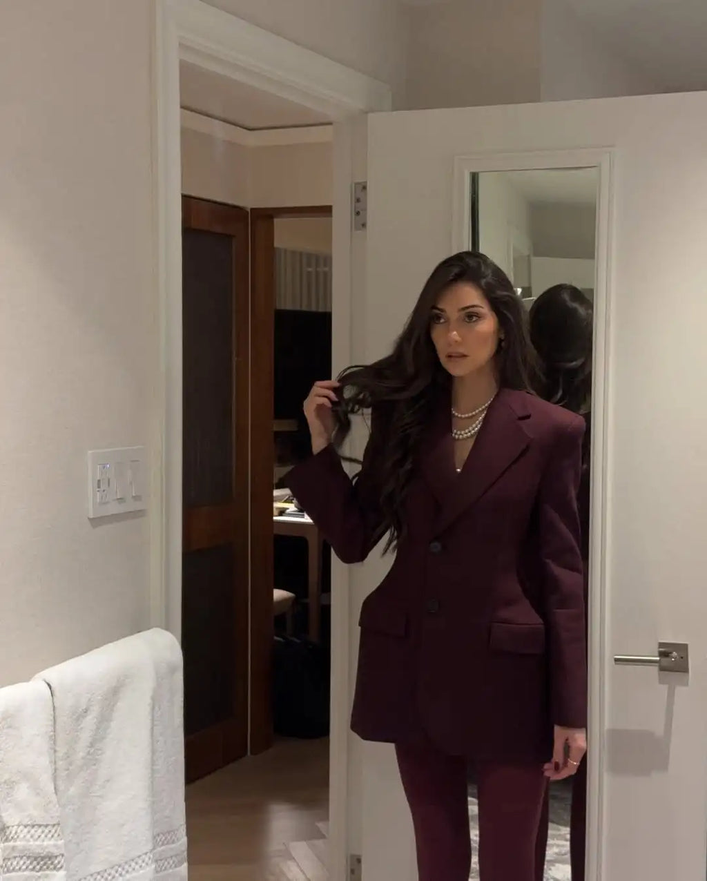 Women Burgundy Waist Cinching Blazer Coat Fashion Full Sleeve Lapel V-neck Button Slim Jacket 2026 Lady Spring Autumn Outwear